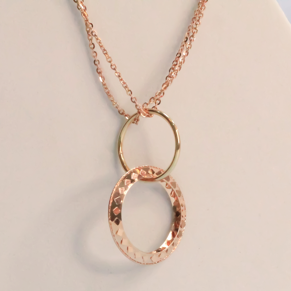 18kt Rounded Glam Pendant