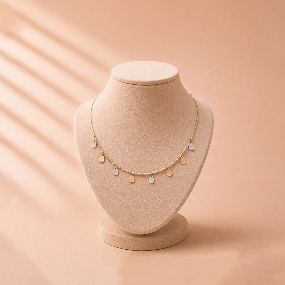 Dangling glam